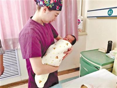 聲聲啼哭清亮 蘭州第一批“20后”閃亮登場！