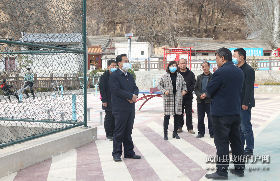 索鴻賓調(diào)研指導脫貧攻堅、鄉(xiāng)村振興等工作