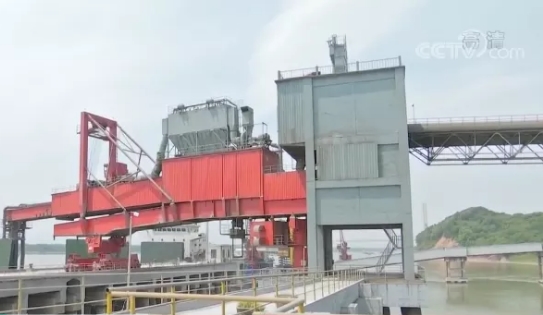 太瘋狂！水泥漲價幾輪，依舊排隊搶購......發(fā)生了什么？