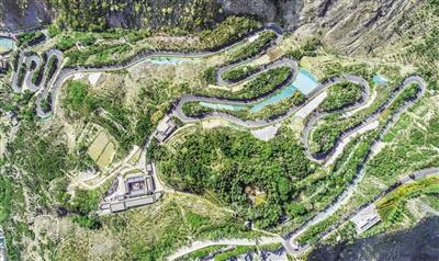 升級(jí)版蘭州羅九公路 這顏值，愛了！