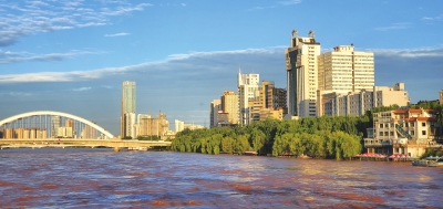 護好黃河水 保衛(wèi)蘭州藍(lán) 再造金城綠——蘭州市加強黃河流域生態(tài)保護、推進高質(zhì)量發(fā)展綜述