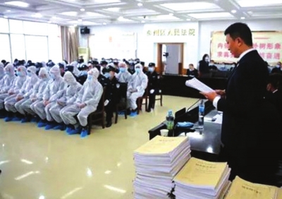 天水秦州區(qū)開審18人涉惡案 被控涉嫌敲詐勒索、尋釁滋事、開設賭場等