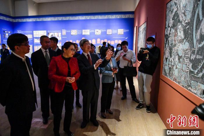 點擊進(jìn)入下一頁