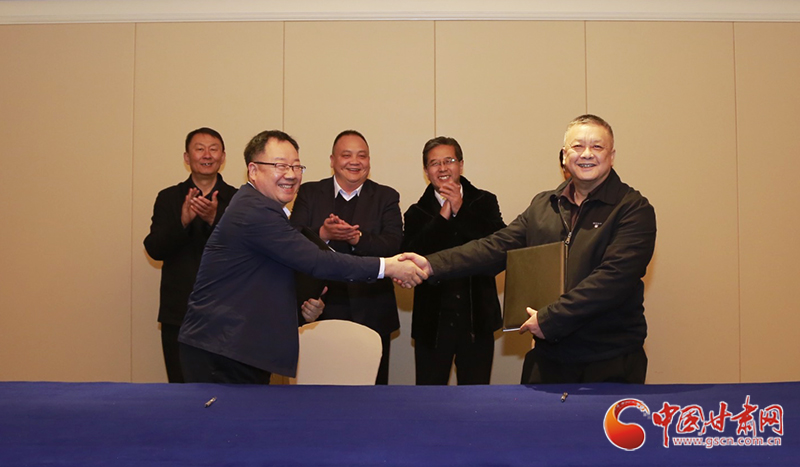 甘肅省文旅廳牽手浙江長(zhǎng)龍航空 打造更多“一帶一路”最美航線(xiàn)