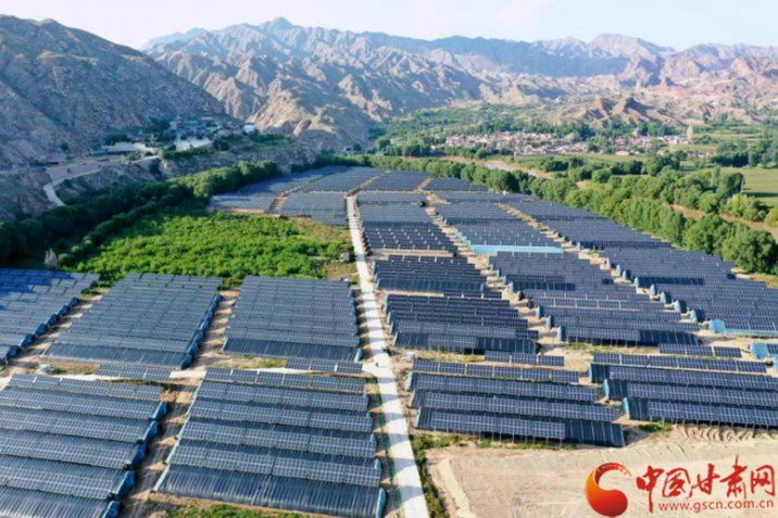 【奮斗百年路 啟航新征程 脫貧攻堅答卷】以村為家，把貧困戶當(dāng)家人——記全國脫貧攻堅先進(jìn)個人錢有