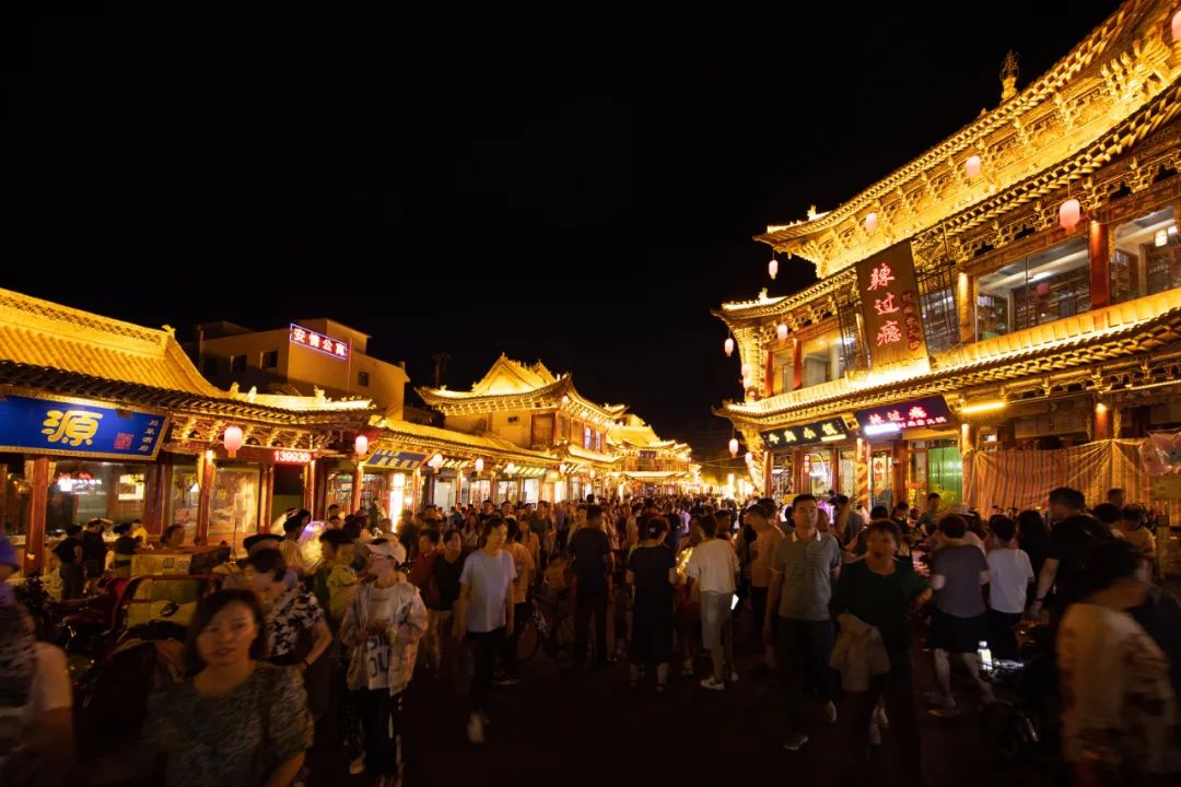 古風(fēng)、華美、浪漫、美味……現(xiàn)實(shí)版“清明上河圖”，就在這里！