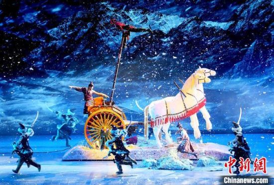 圖為《天下雄關(guān)》演出劇照?！「哒?攝