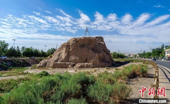 圖為沙州郡城遺址公園古遺址?！⊥醣筱y 攝