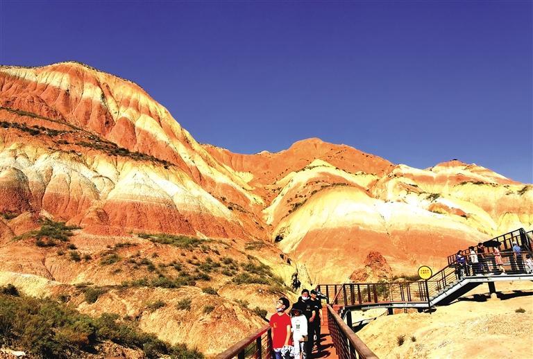 攜程《2021年國(guó)慶假期出游總結(jié)報(bào)告》出爐  西安、上海、北京、西寧、成都成甘肅省主要客源地