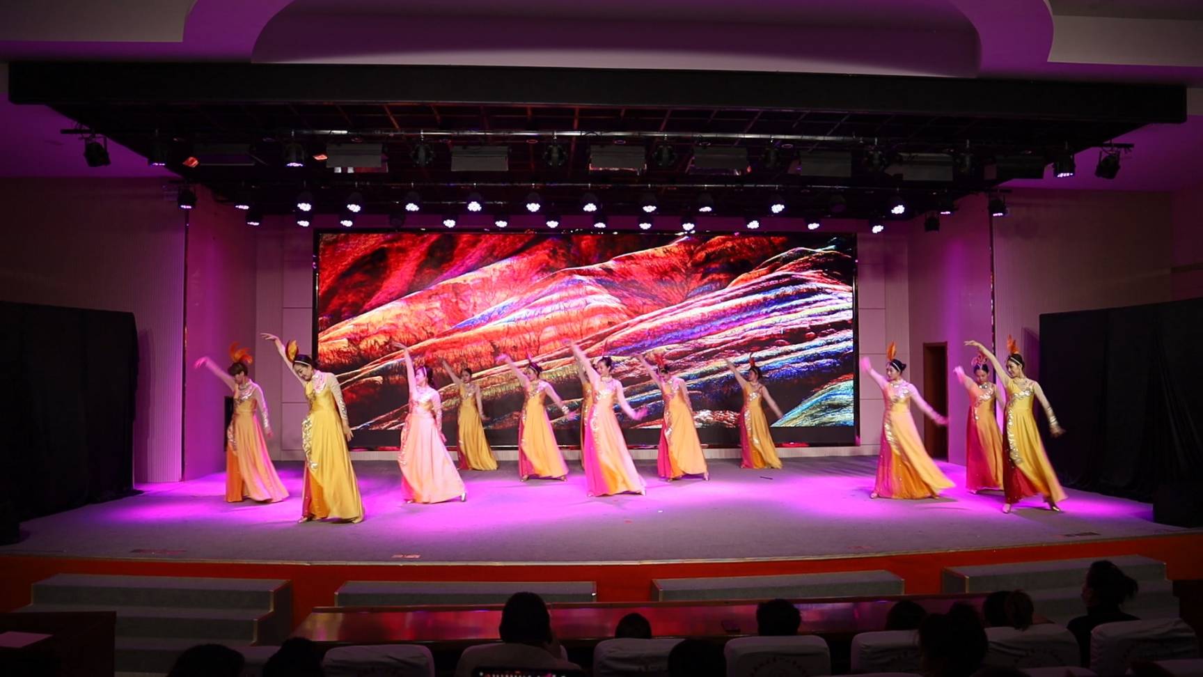 張掖市非遺舞臺劇《寶卷印象》在武威、金昌等市州上演