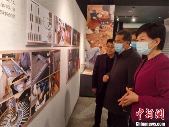 圖為展覽現(xiàn)場?！●T志軍 攝