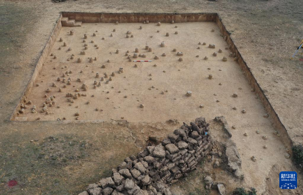 四川稻城縣皮洛舊石器時代遺址探方發(fā)掘情況（資料圖）。