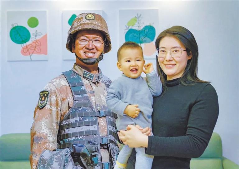 蘭州市退役軍人事務局舉行清明代祭掃儀式 陳紅軍烈士父親給兒子寫來寄語 “你是祖國的好兒女，也是我們的驕傲”