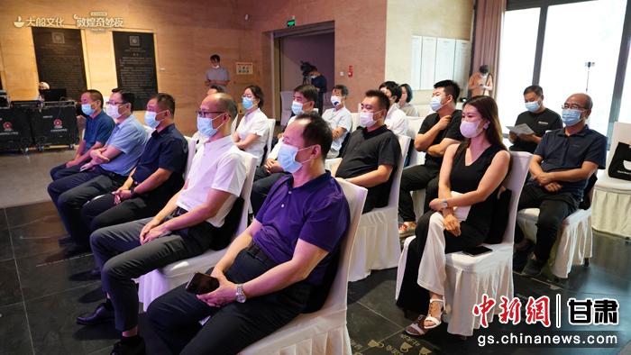 親子音樂(lè)舞臺(tái)劇《敦煌奇妙夜》全國(guó)巡演新聞發(fā)布會(huì)現(xiàn)場(chǎng)。