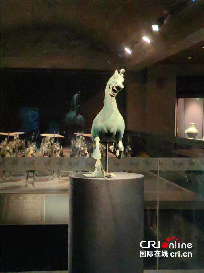 “絲路風(fēng)采 如意甘肅”海峽兩岸記者聯(lián)合采訪(fǎng)實(shí)錄一：蘭州之精美_fororder___172.100.100.3_temp_2_1_2_1_1_7ed6565e-3c9a-4b12-a371-f7eabde23c35